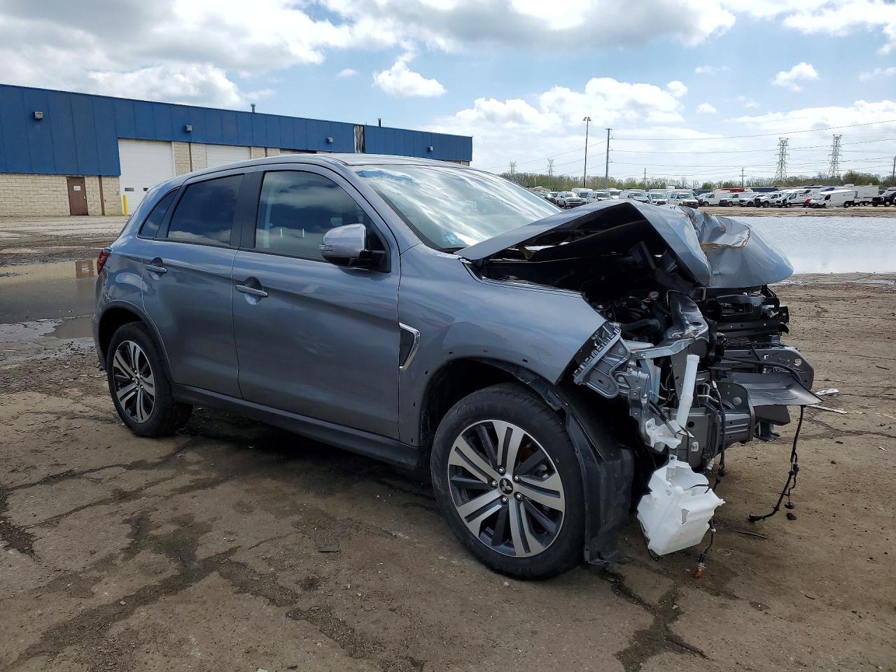 Mitsubishi Outlander S