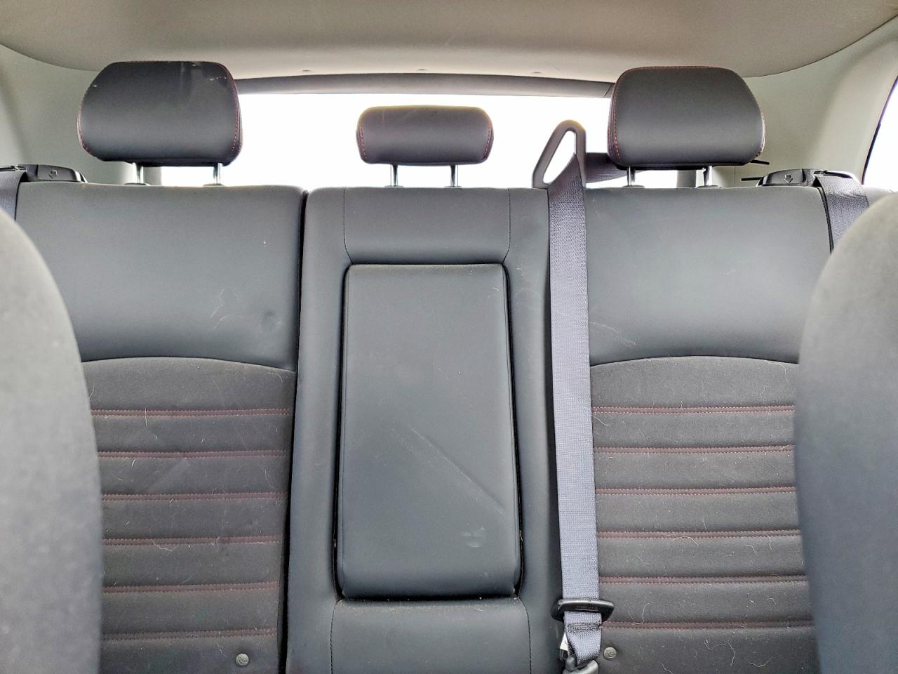 Mitsubishi Outlander S