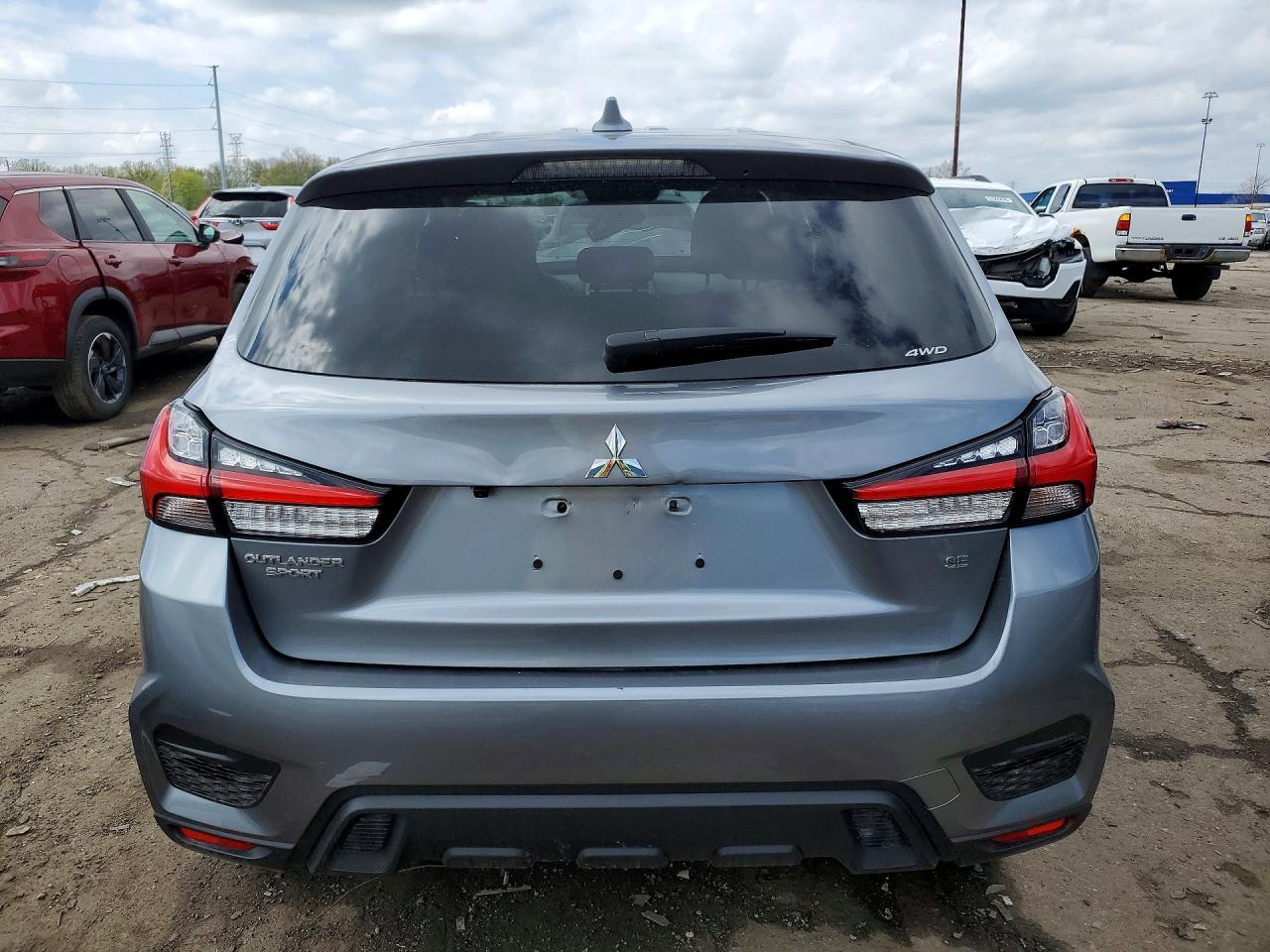 Mitsubishi Outlander S