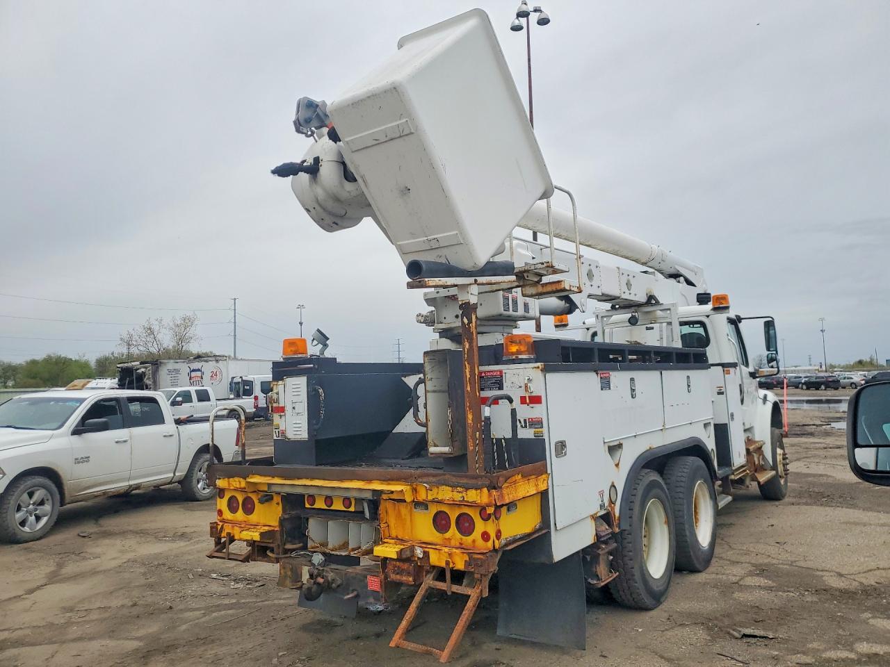 Freightliner M2 106 Medium Duty