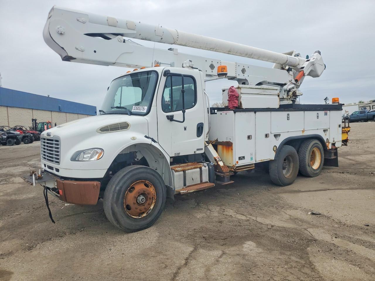 Salvage Freightliner M2 Image