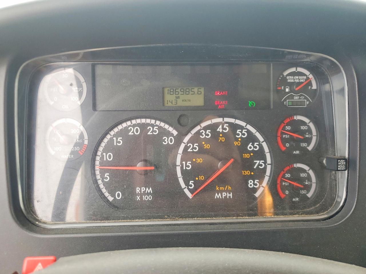 Freightliner M2 106 Medium Duty
