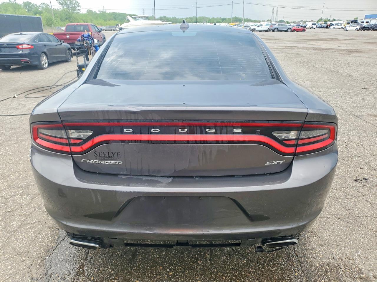 Dodge Charger Sxt