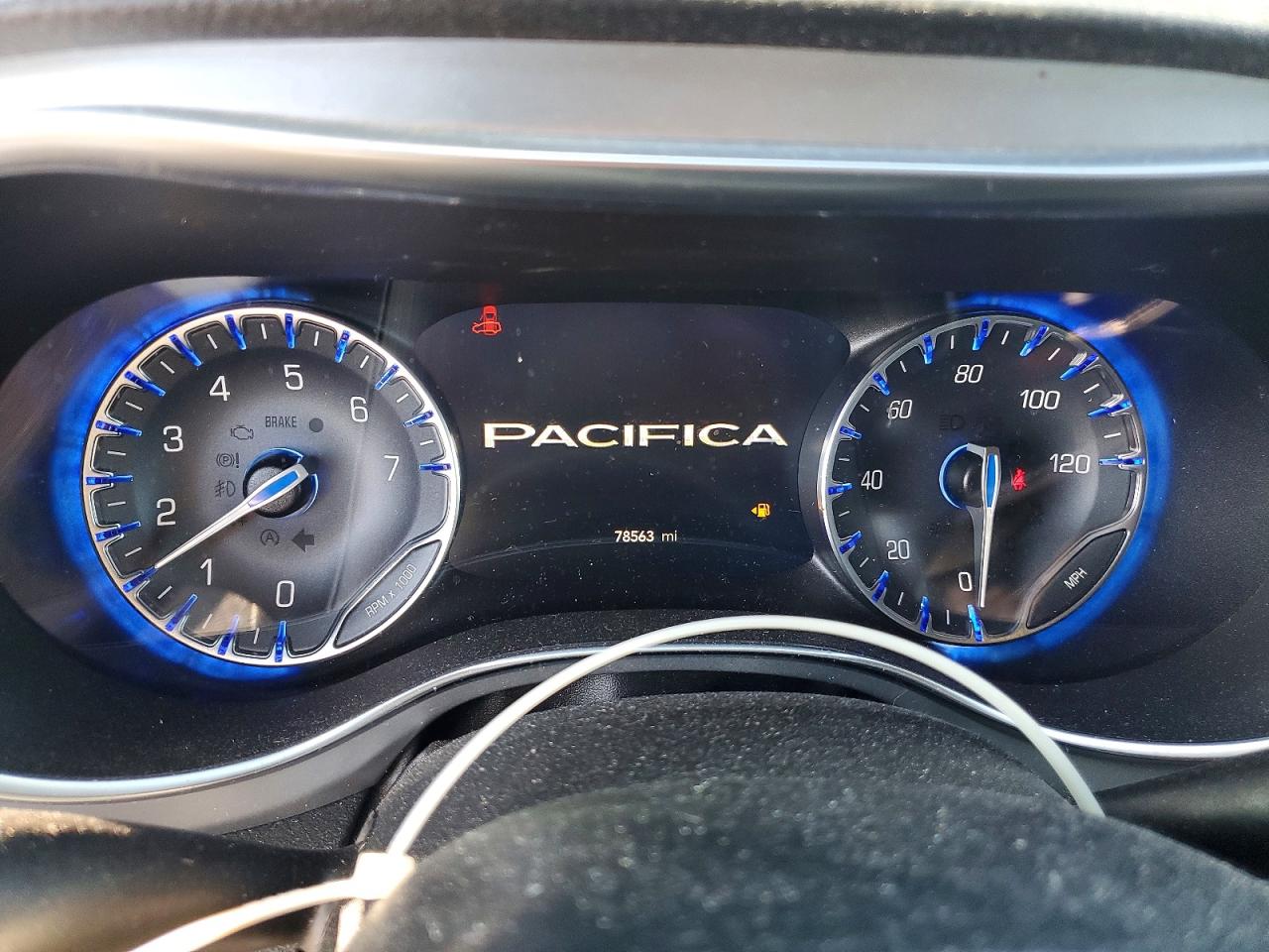 Chrysler Pacifica Limited