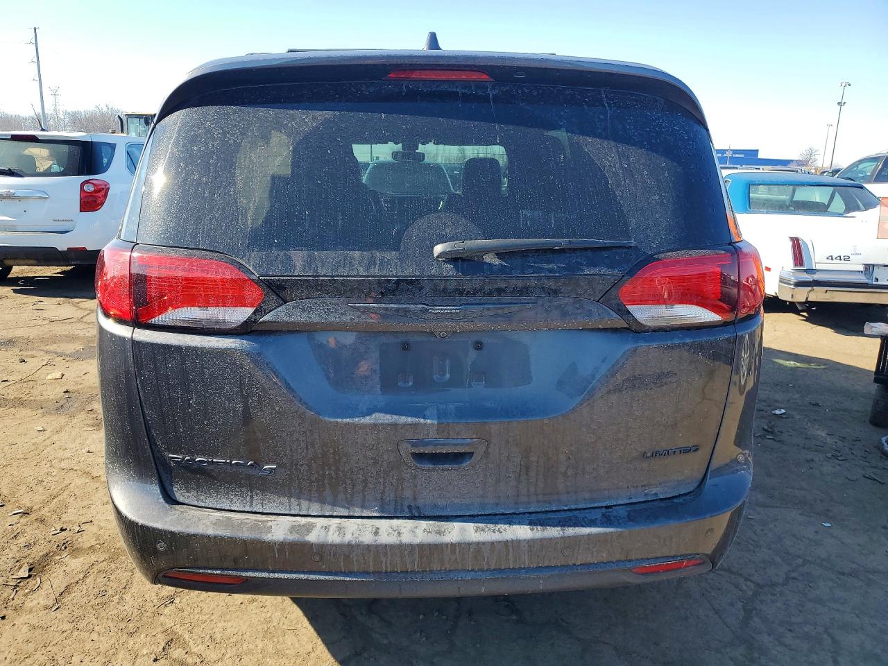 Chrysler Pacifica Limited