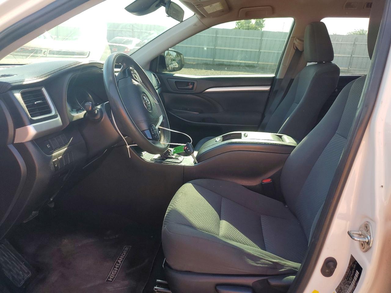 Toyota Highlander Le