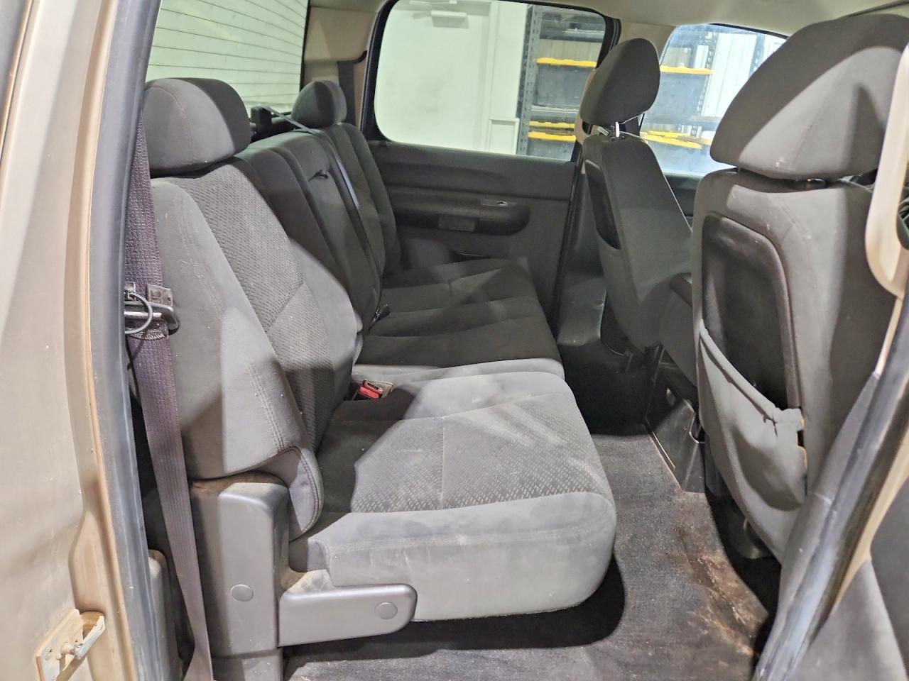 Chevrolet Silverado C1500 Crew Cab