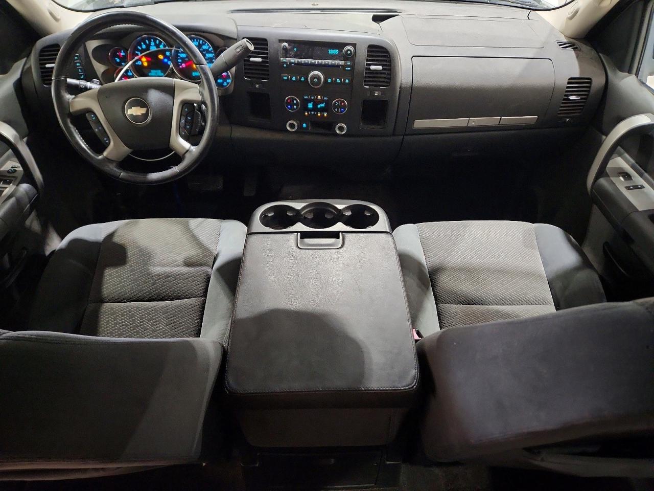Chevrolet Silverado C1500 Crew Cab