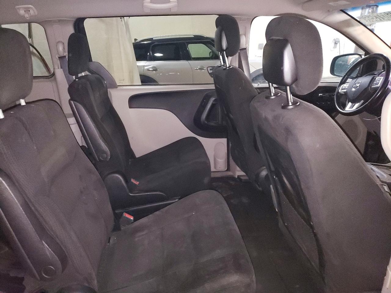 Dodge Caravan Sxt