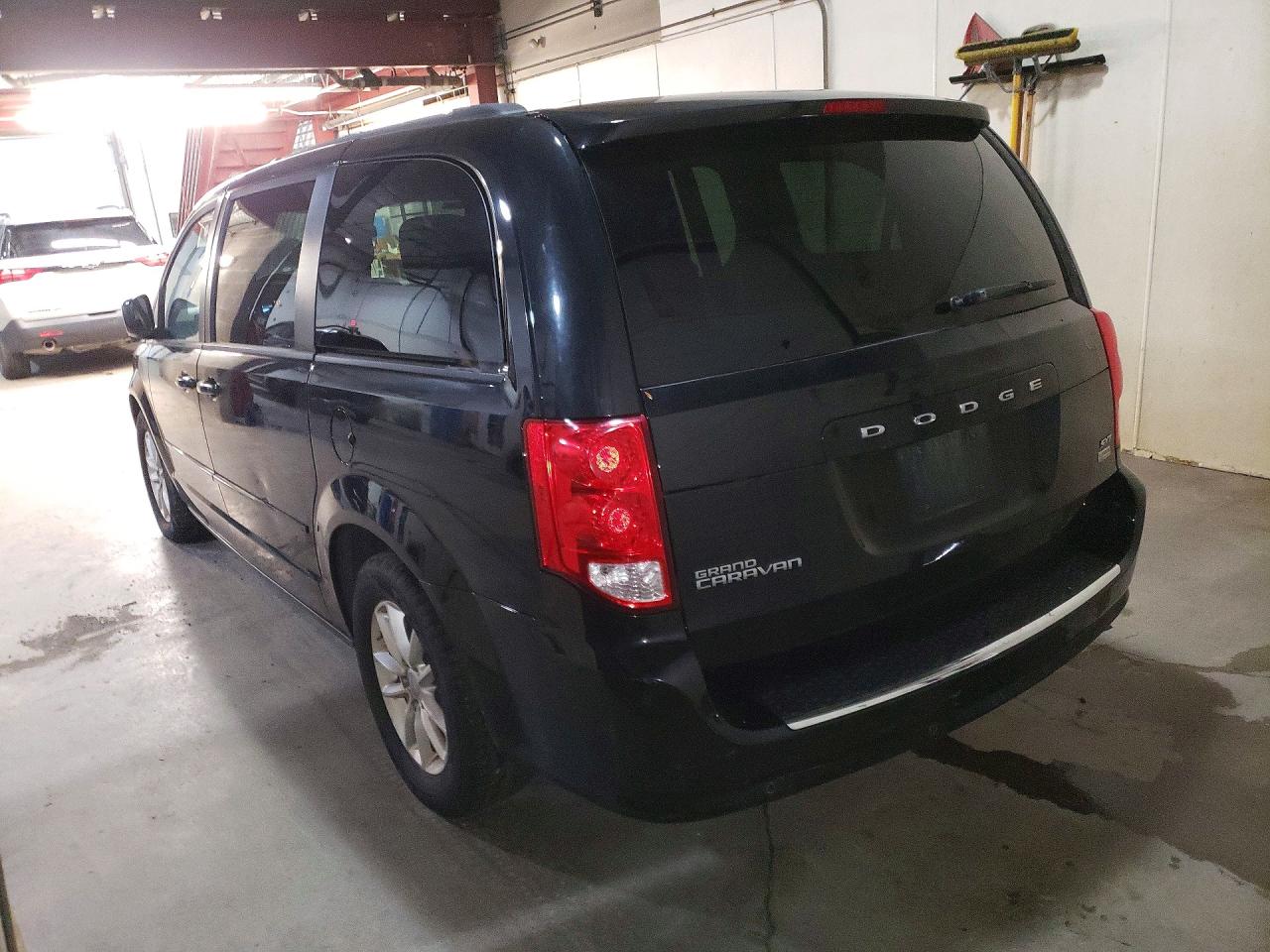 Dodge Caravan Sxt
