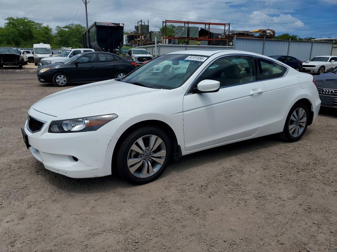 Salvage Honda Accord Image