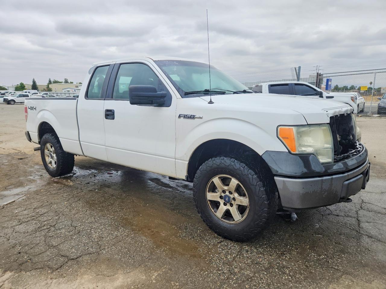 Ford F-150 Super Cab
