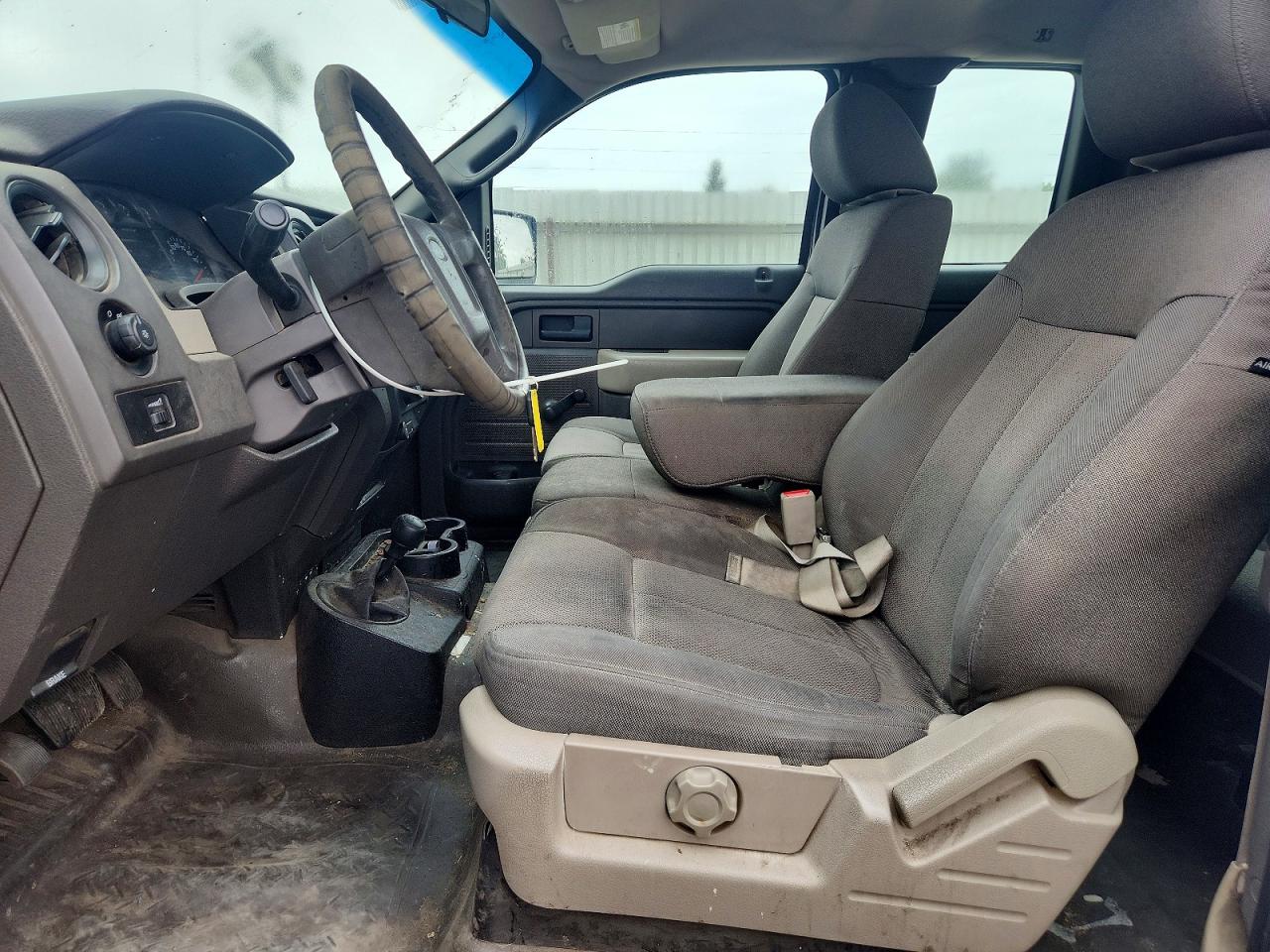 Ford F-150 Super Cab