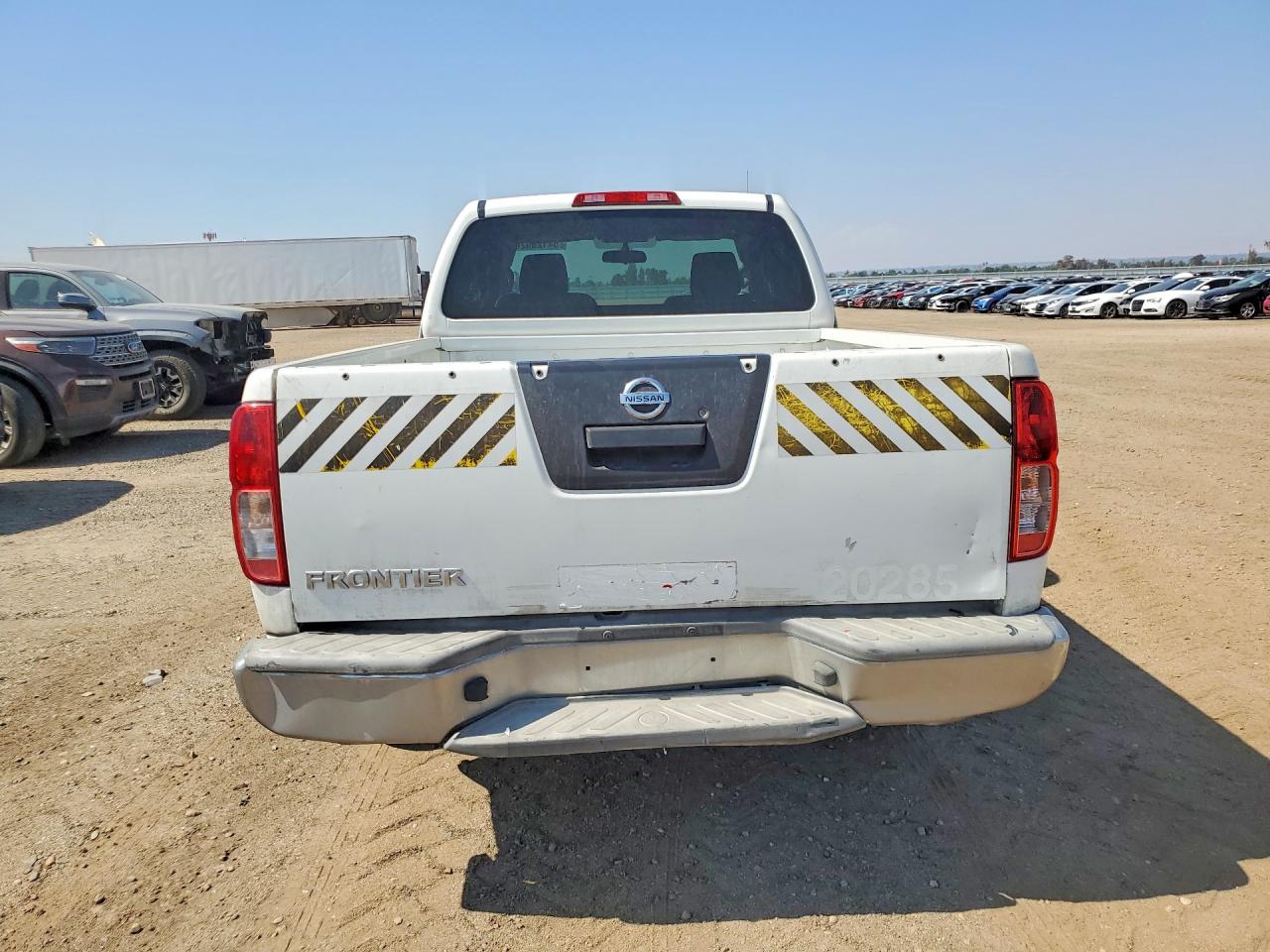 Nissan Frontier S