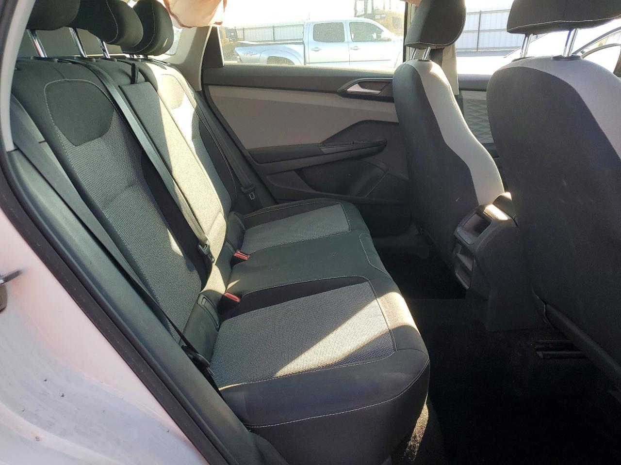 Volkswagen Taos S