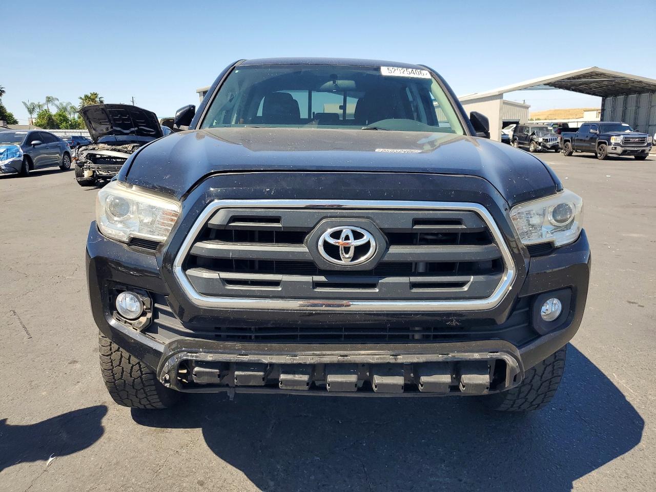 Toyota Tacoma Sr5