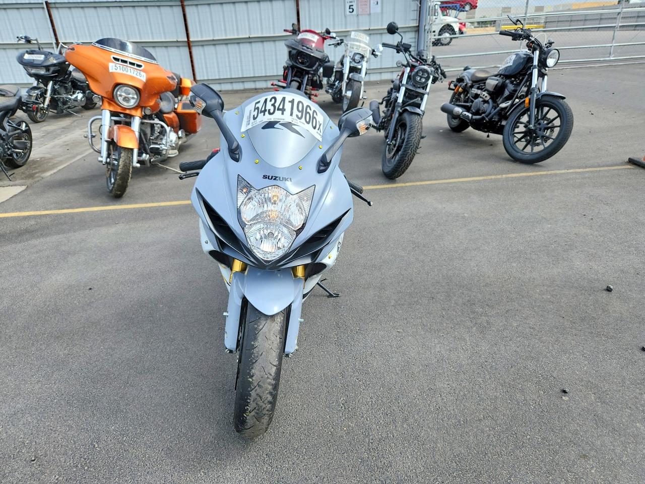 Suzuki Gsxr750