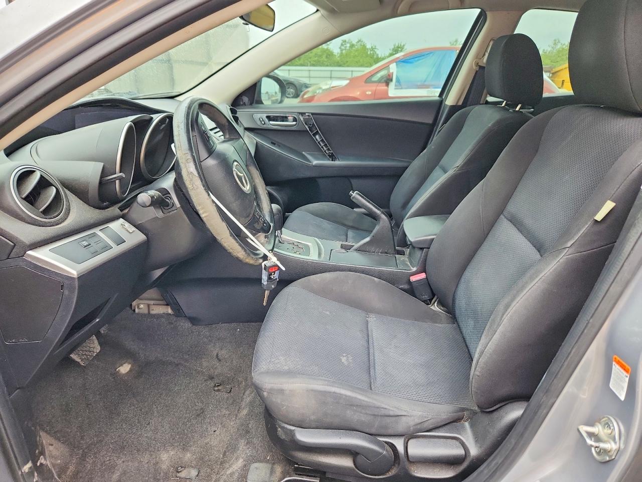 Mazda 3 I