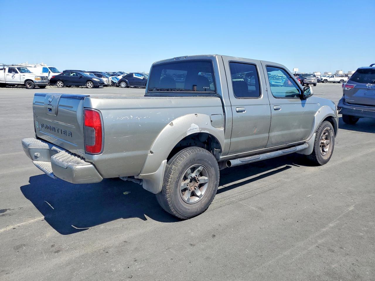 Nissan Frontier Xe