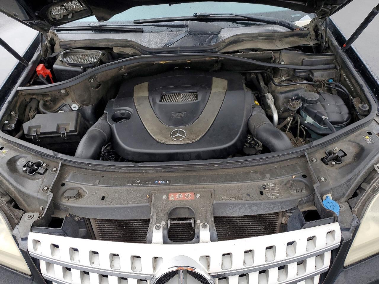 Mercedes-Benz M-Class 350