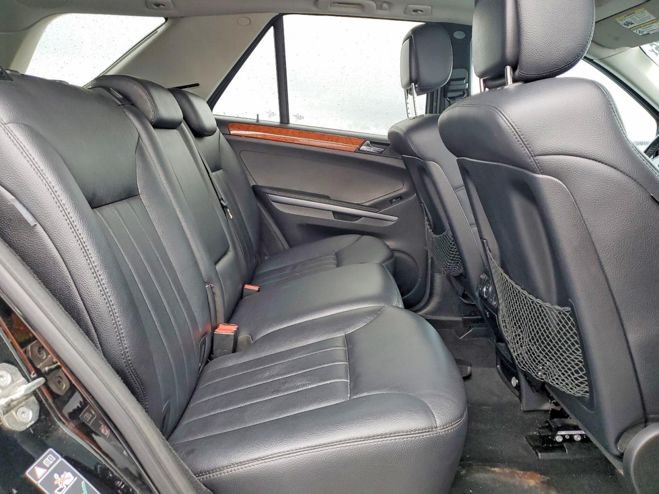 Mercedes-Benz M-Class 350