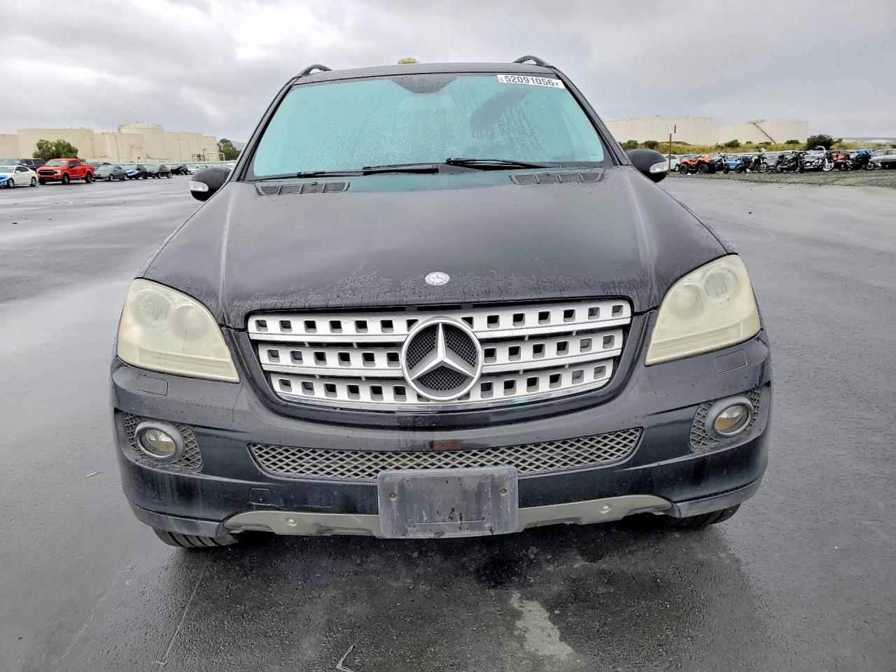 Mercedes-Benz M-Class 350
