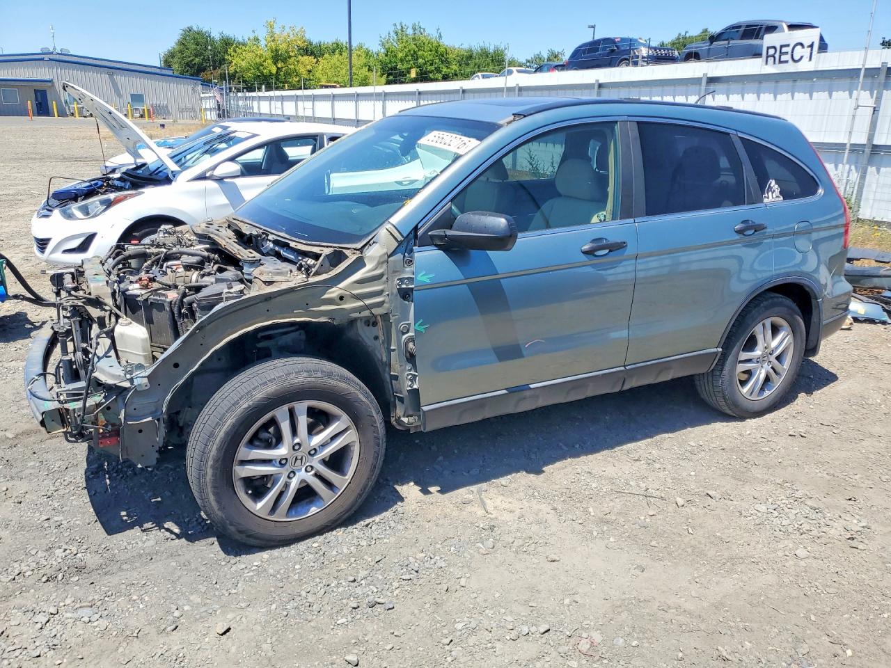 Salvage Honda Crv Image