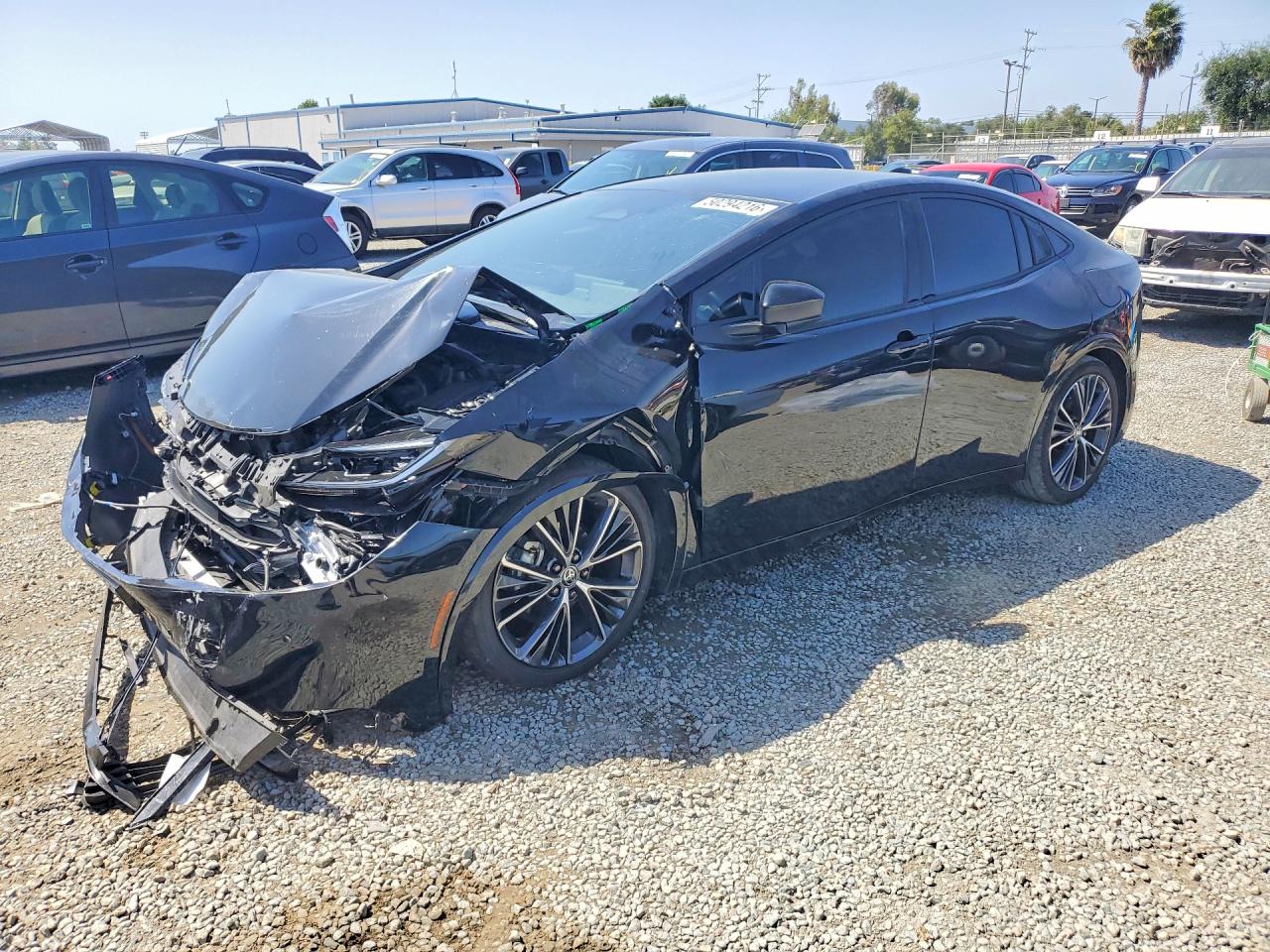 Salvage Toyota Prius Image