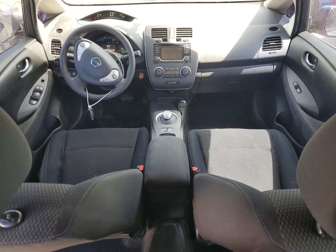 Nissan LEAF S