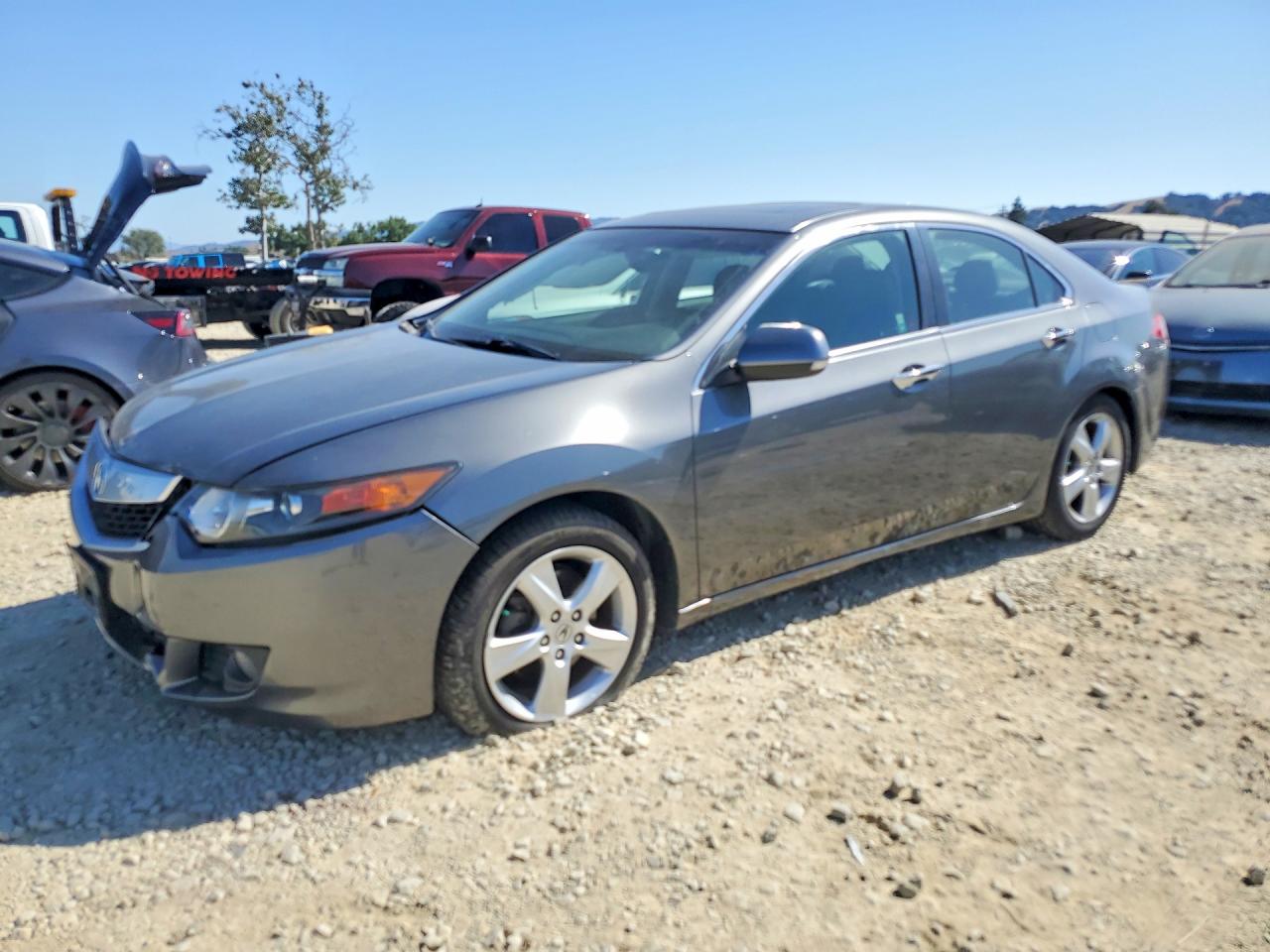 Salvage Acura TSX Image