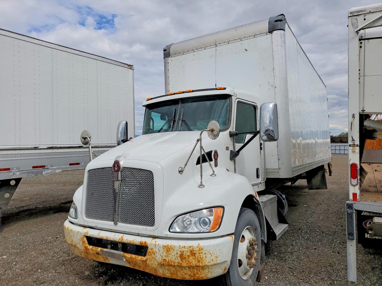 Salvage Kenworth Other Image