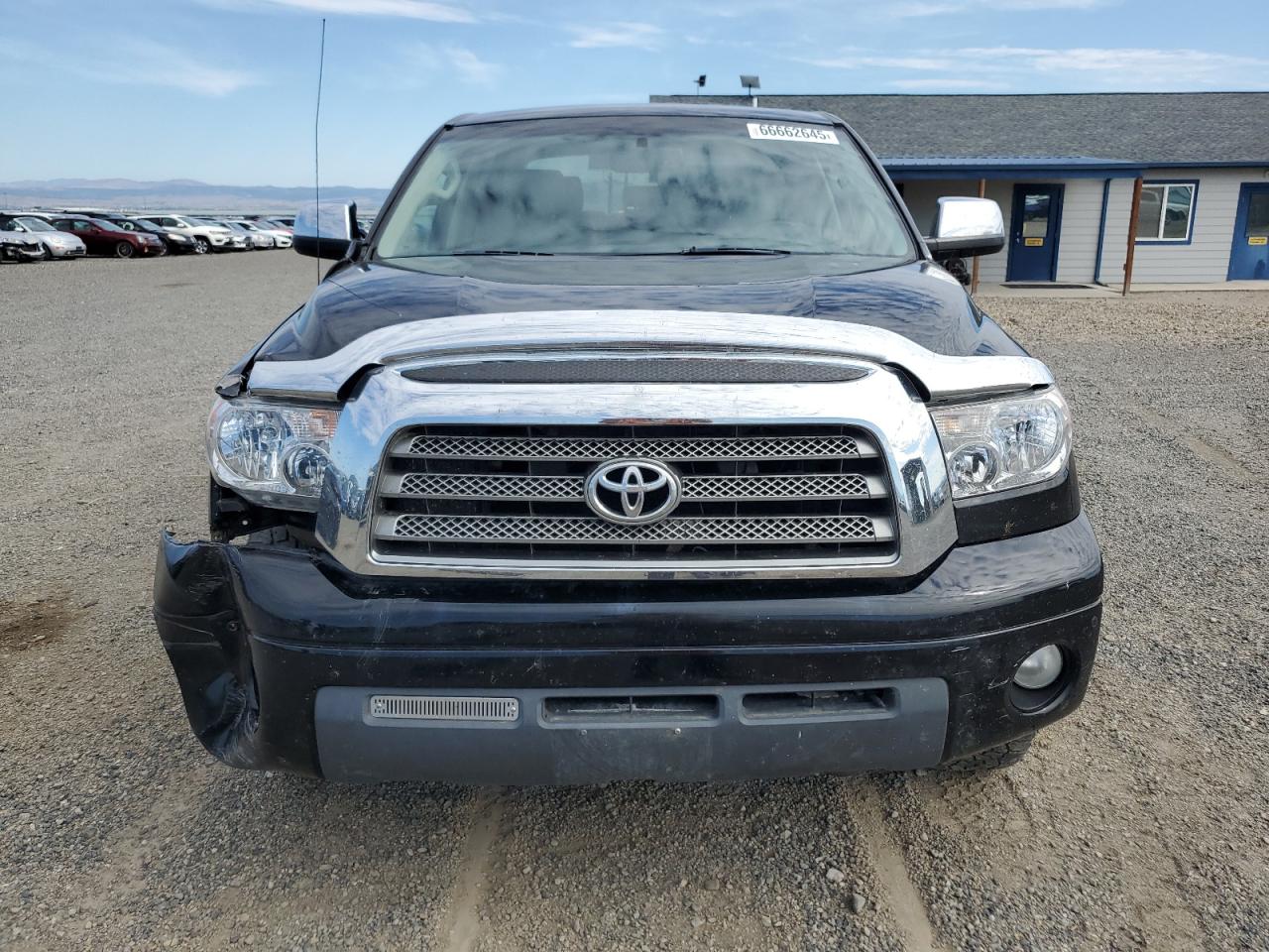 Toyota Tundra Crewmax Limited
