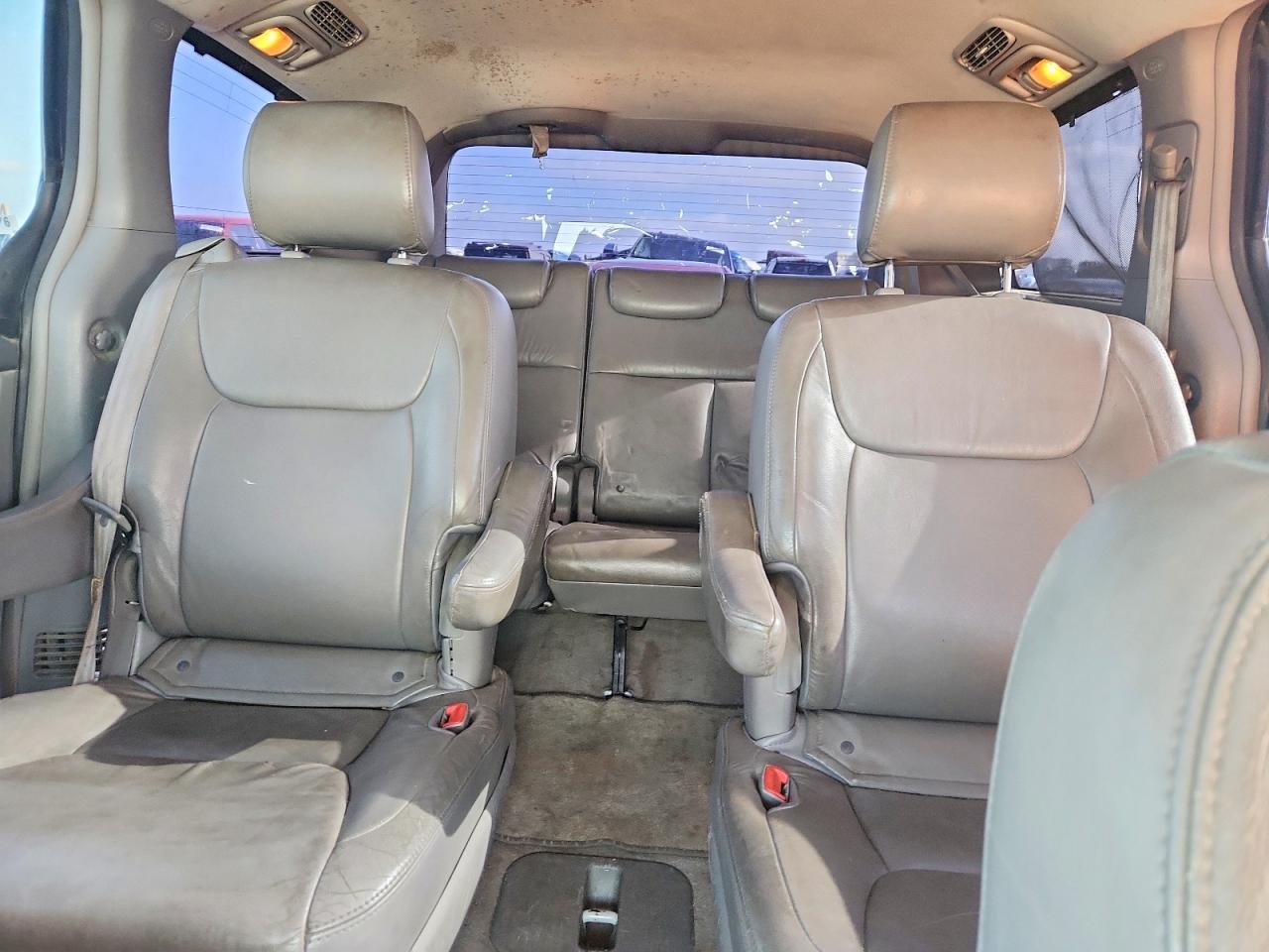 Toyota Sienna Xle