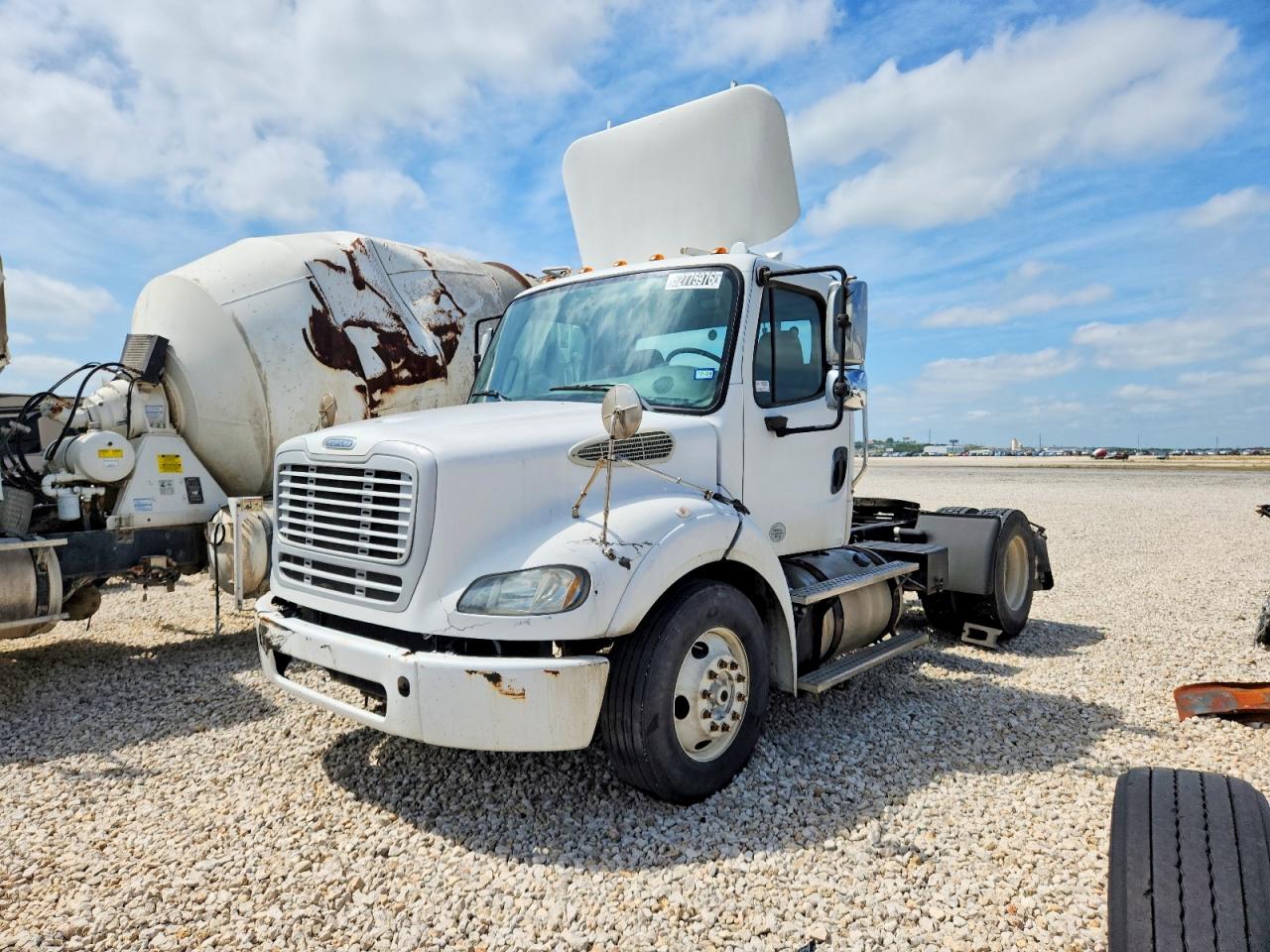 Freightliner M2