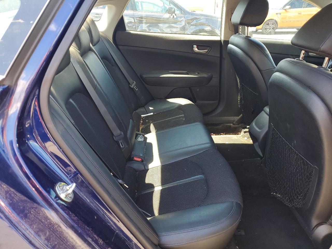 Kia Optima S