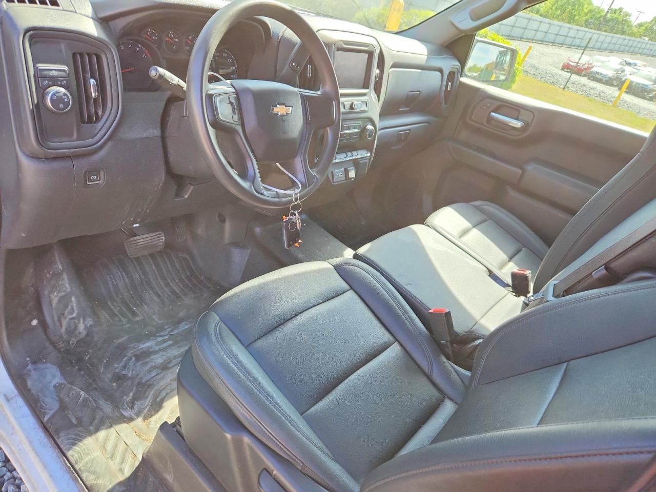 Chevrolet Silverado C1500