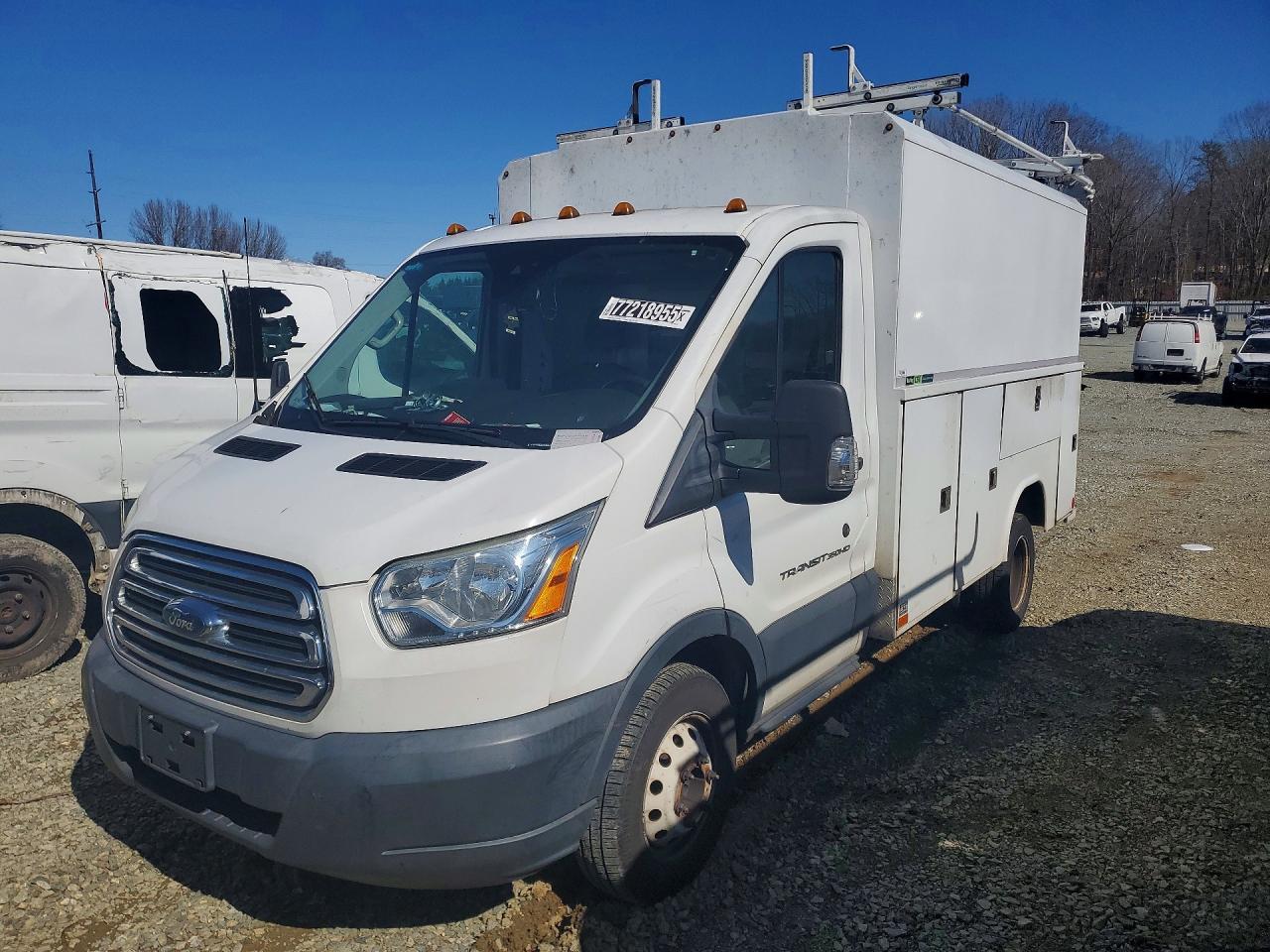 Salvage Ford Transit Image