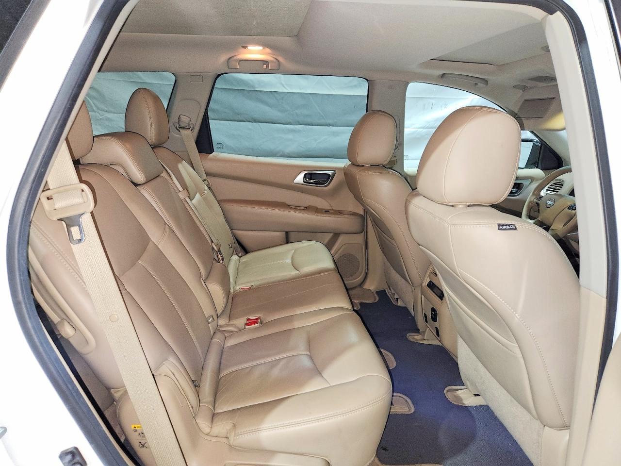 Nissan Pathfinder S