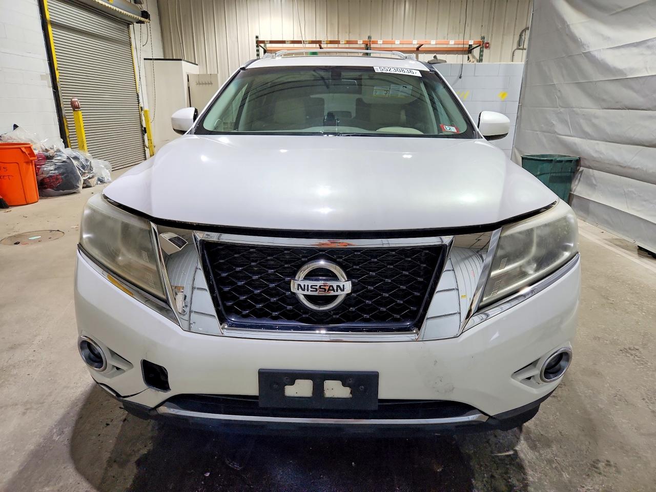 Nissan Pathfinder S