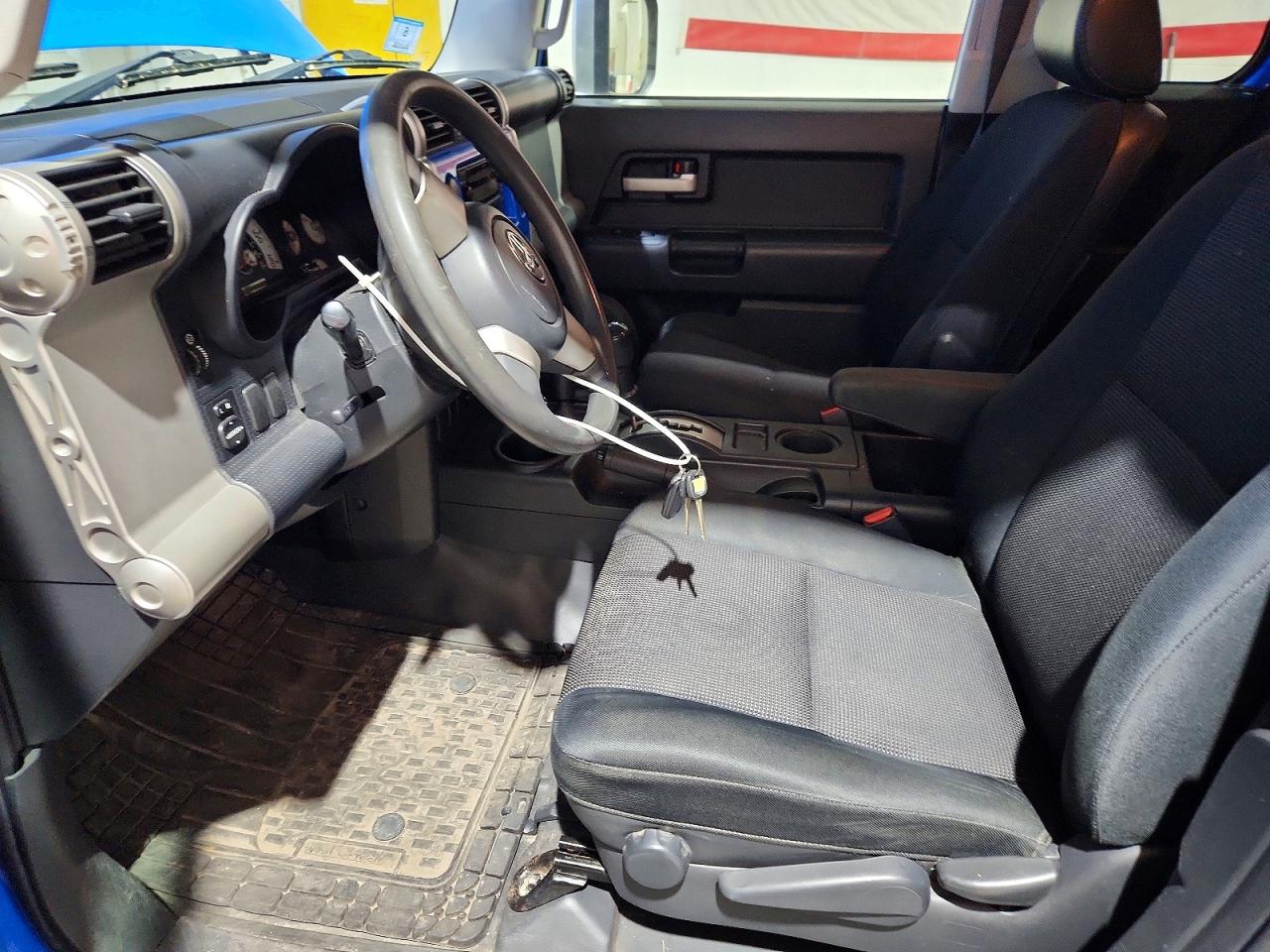 Toyota FJ Cruiser Base