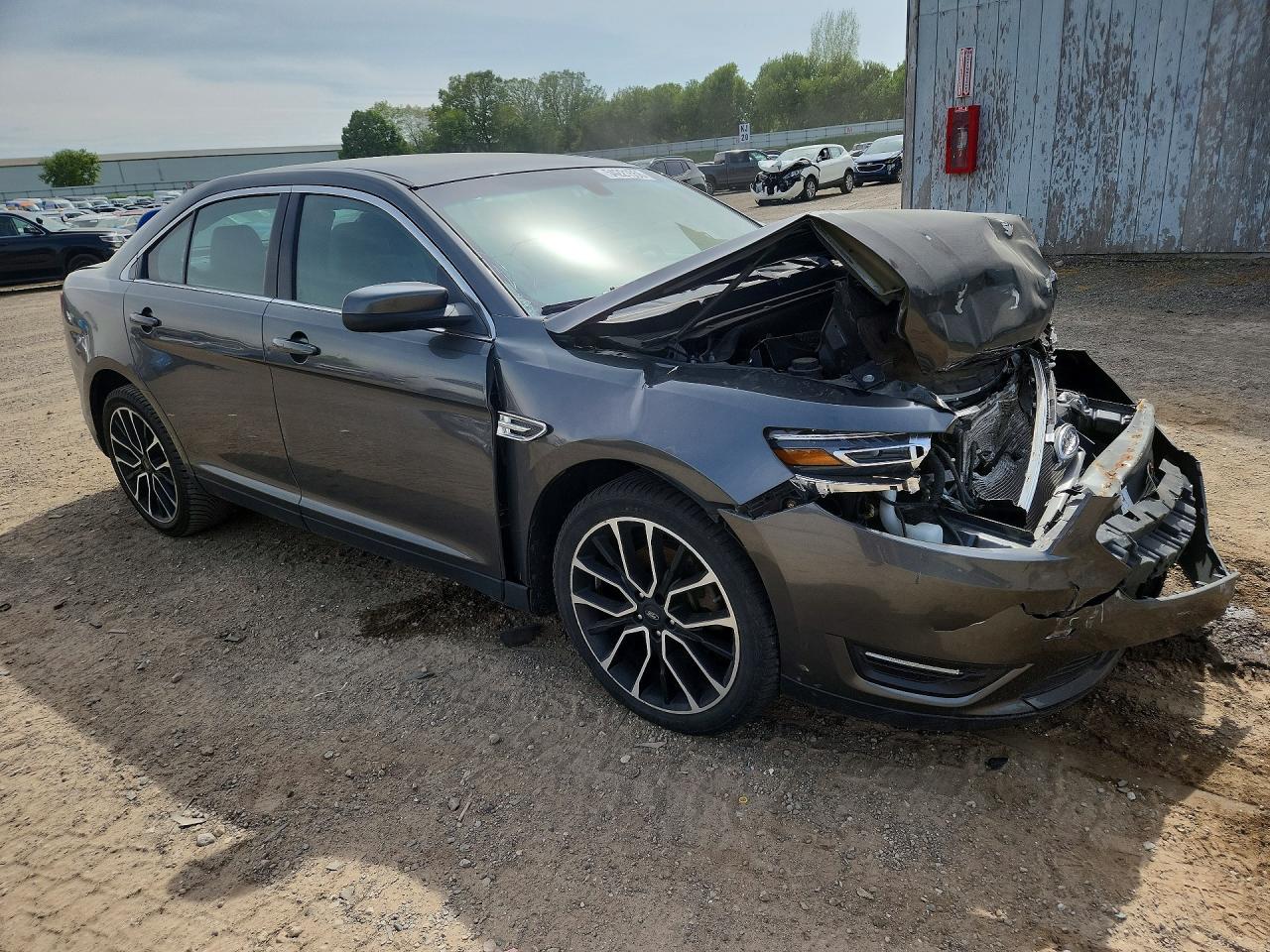 Ford Taurus Sel