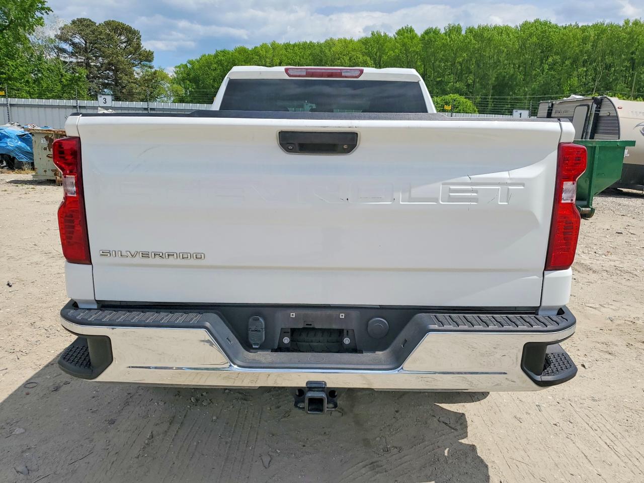 Chevrolet Silverado C1500
