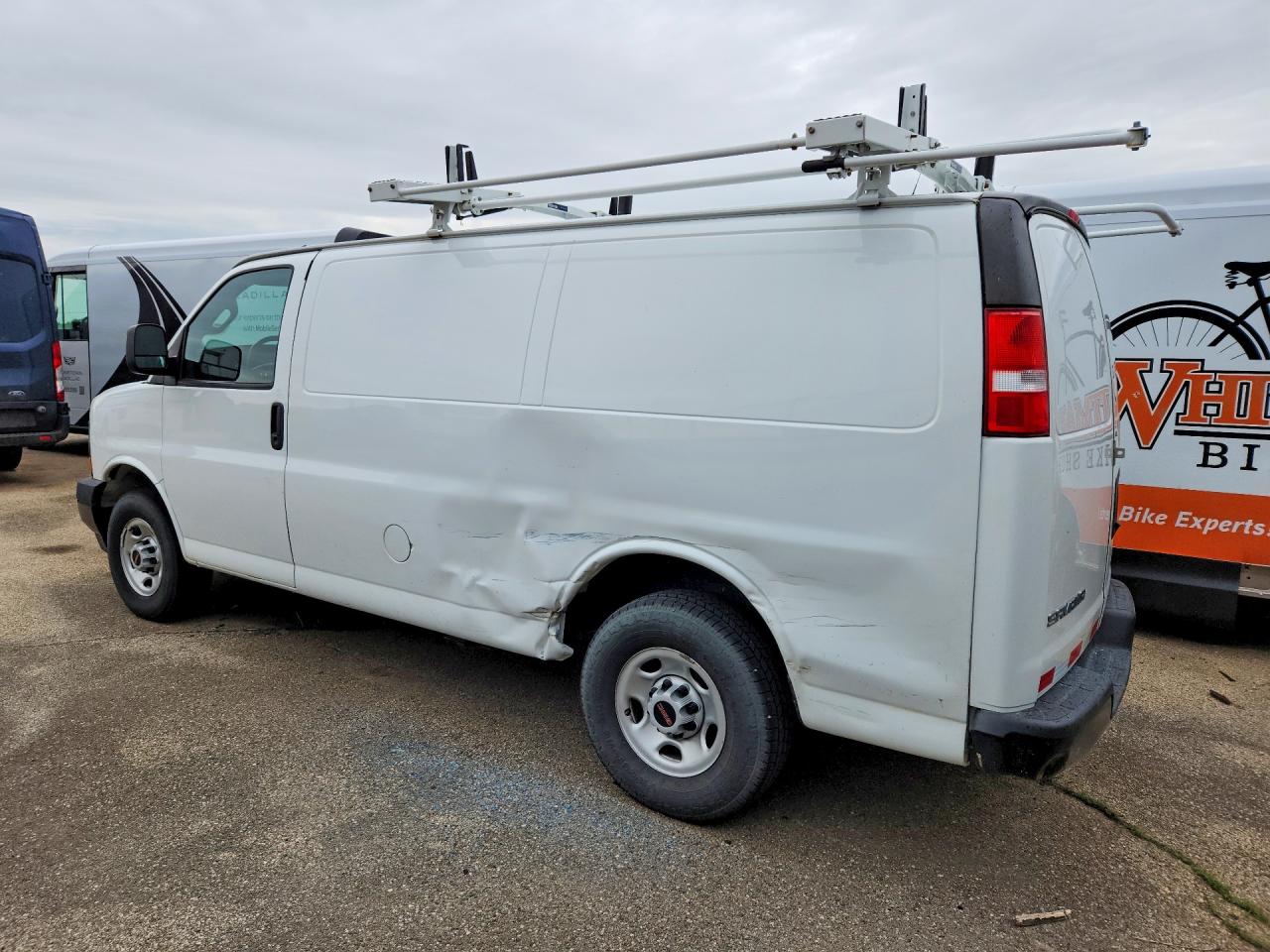 GMC Savana G2500