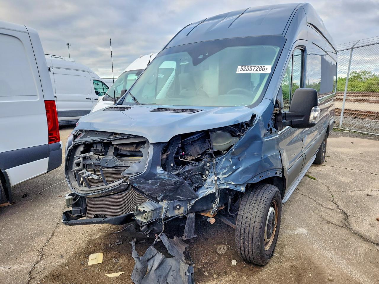 Salvage Ford Transit Image