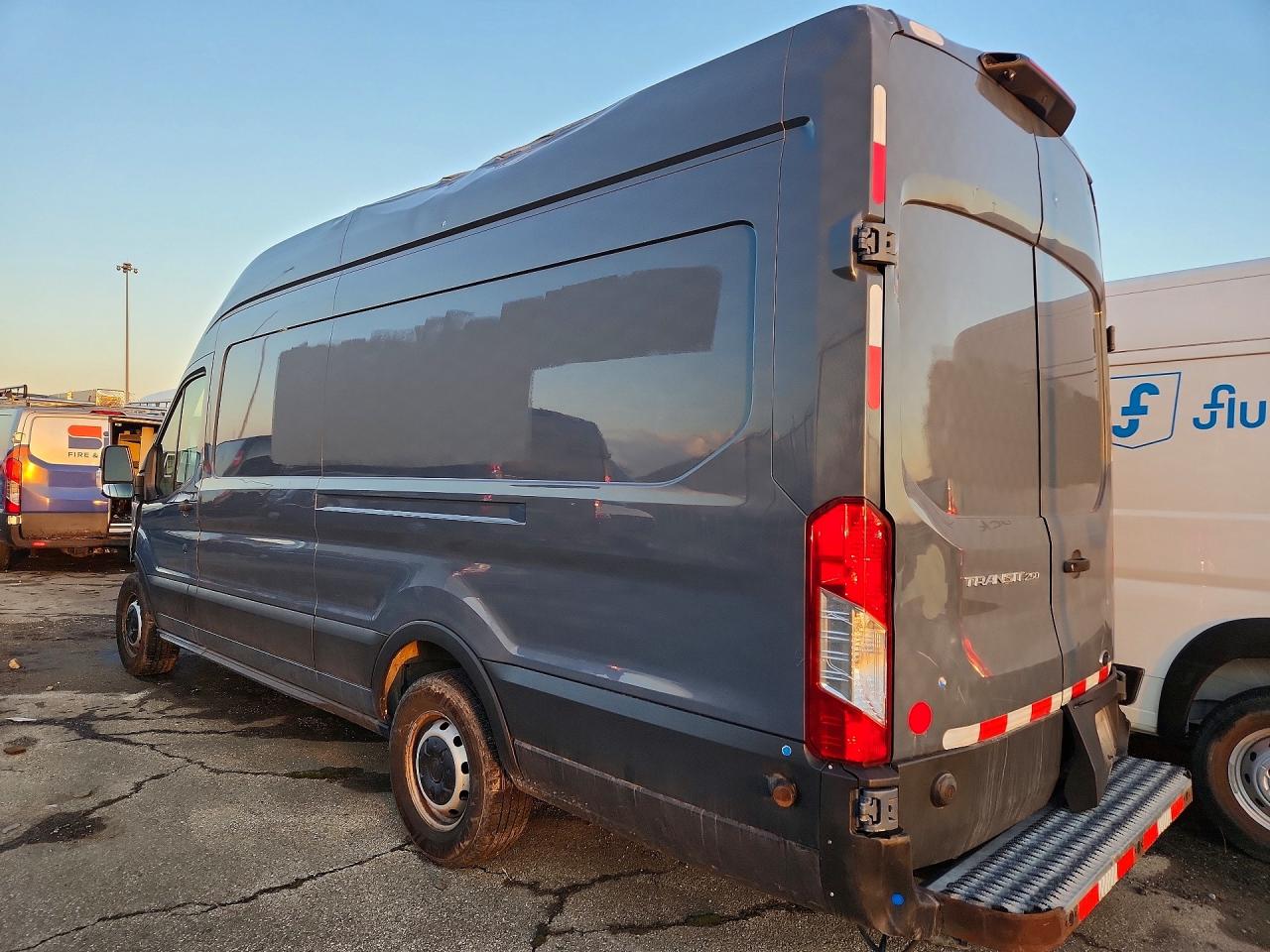 Ford Transit T-250