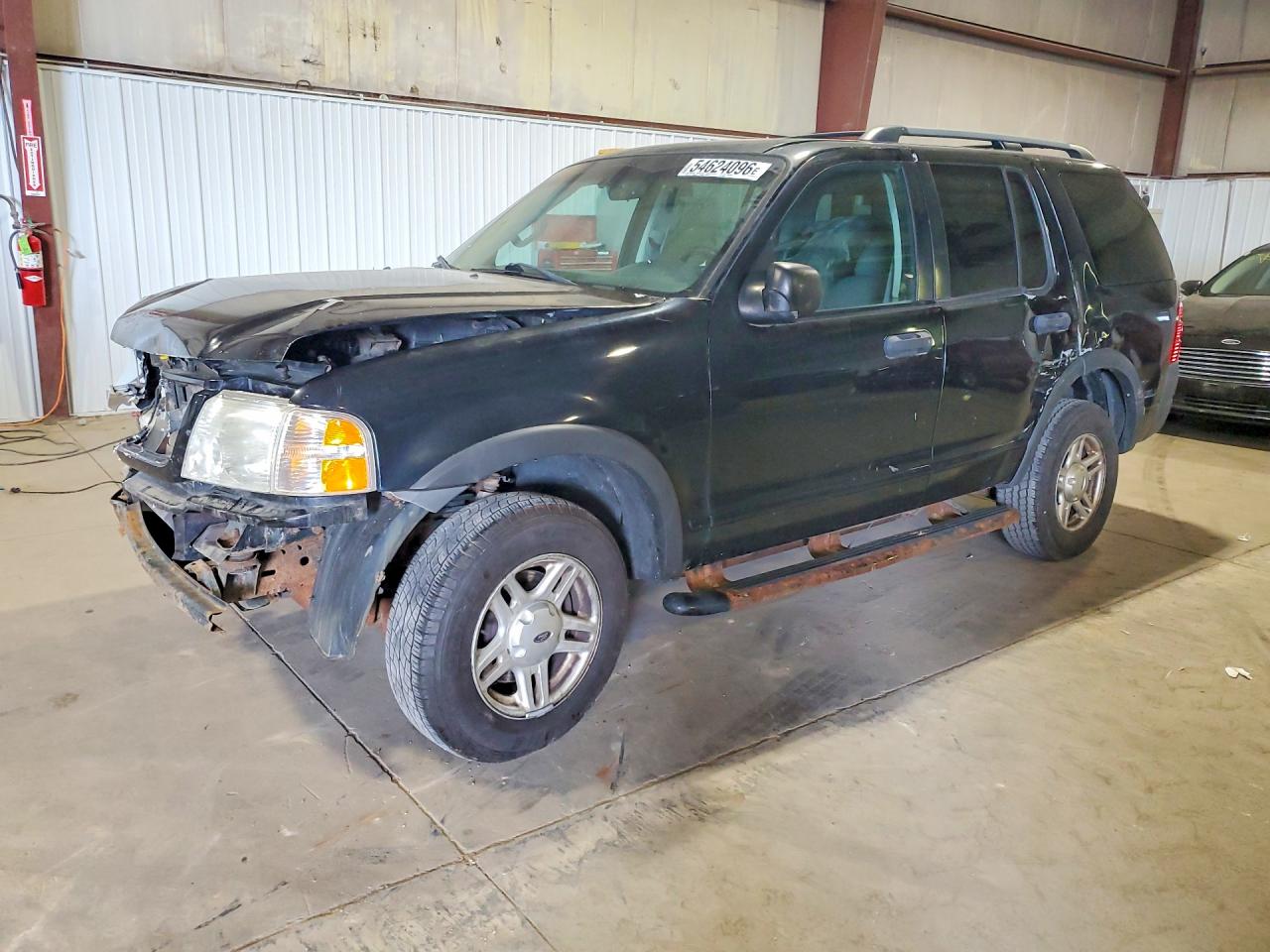 Salvage Ford Explorer Image