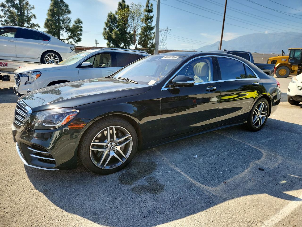 Salvage Mercedes-Benz S-Class Image