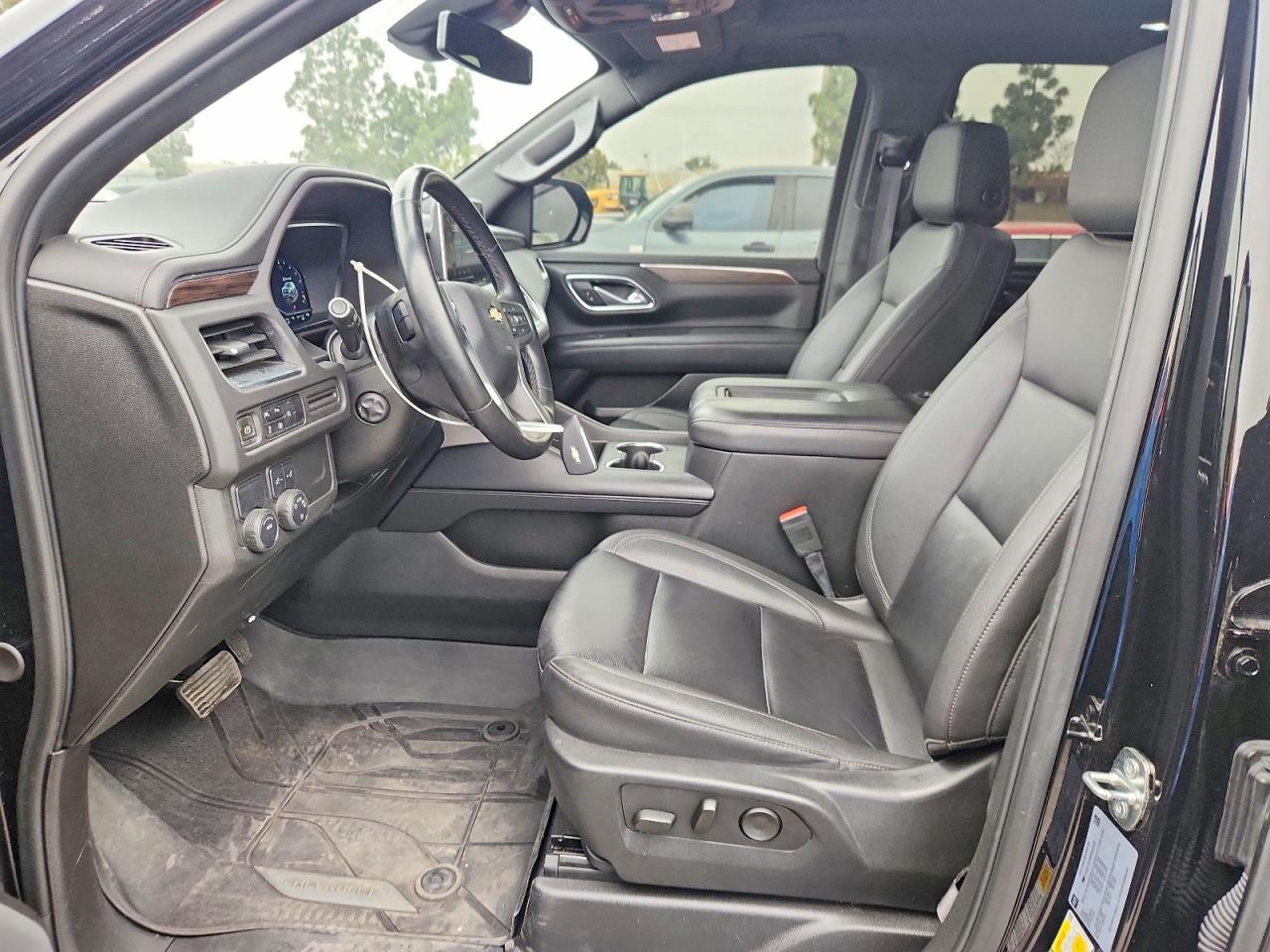 Chevrolet Suburban C1500 Lt
