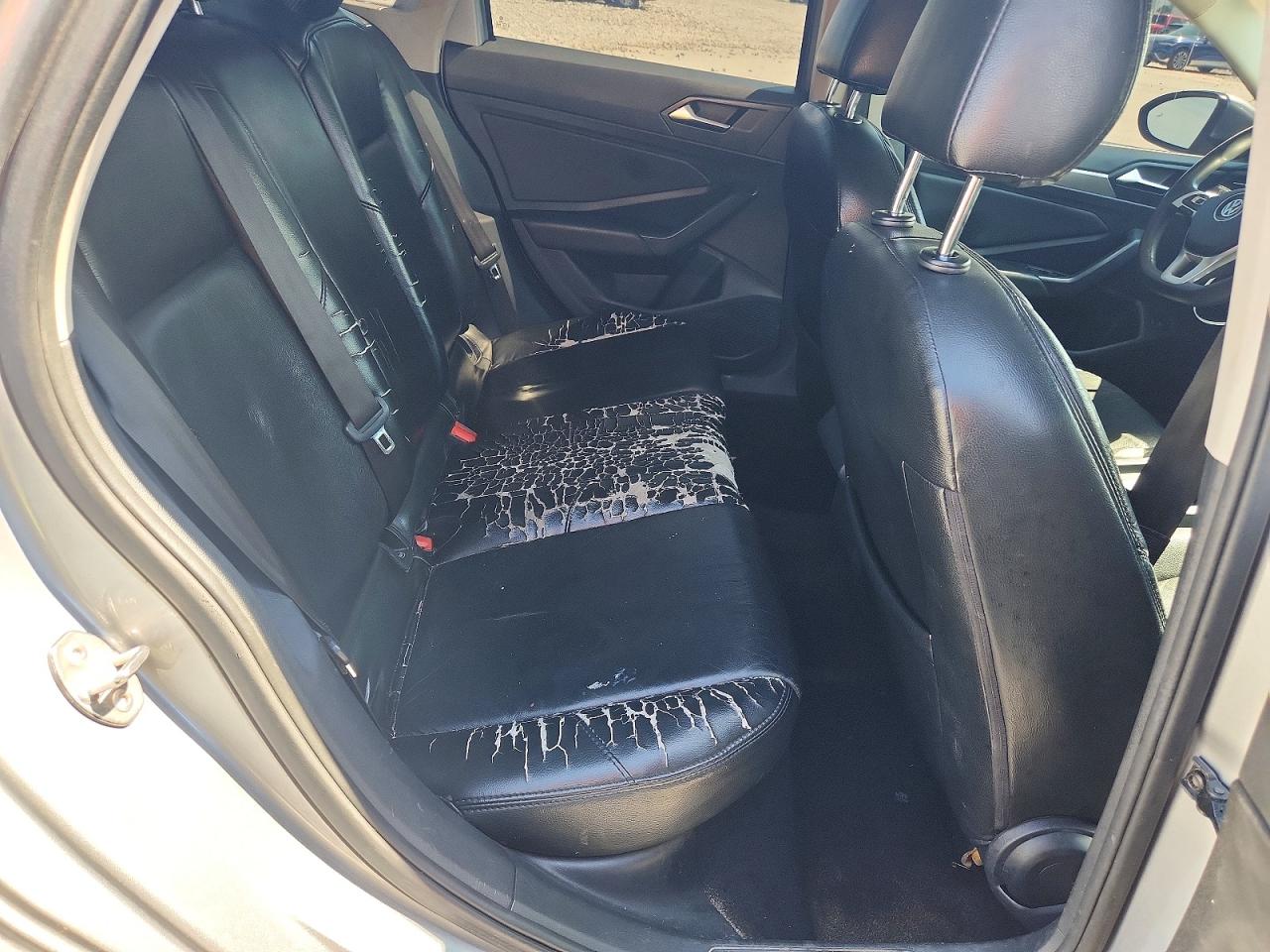 Volkswagen Jetta S