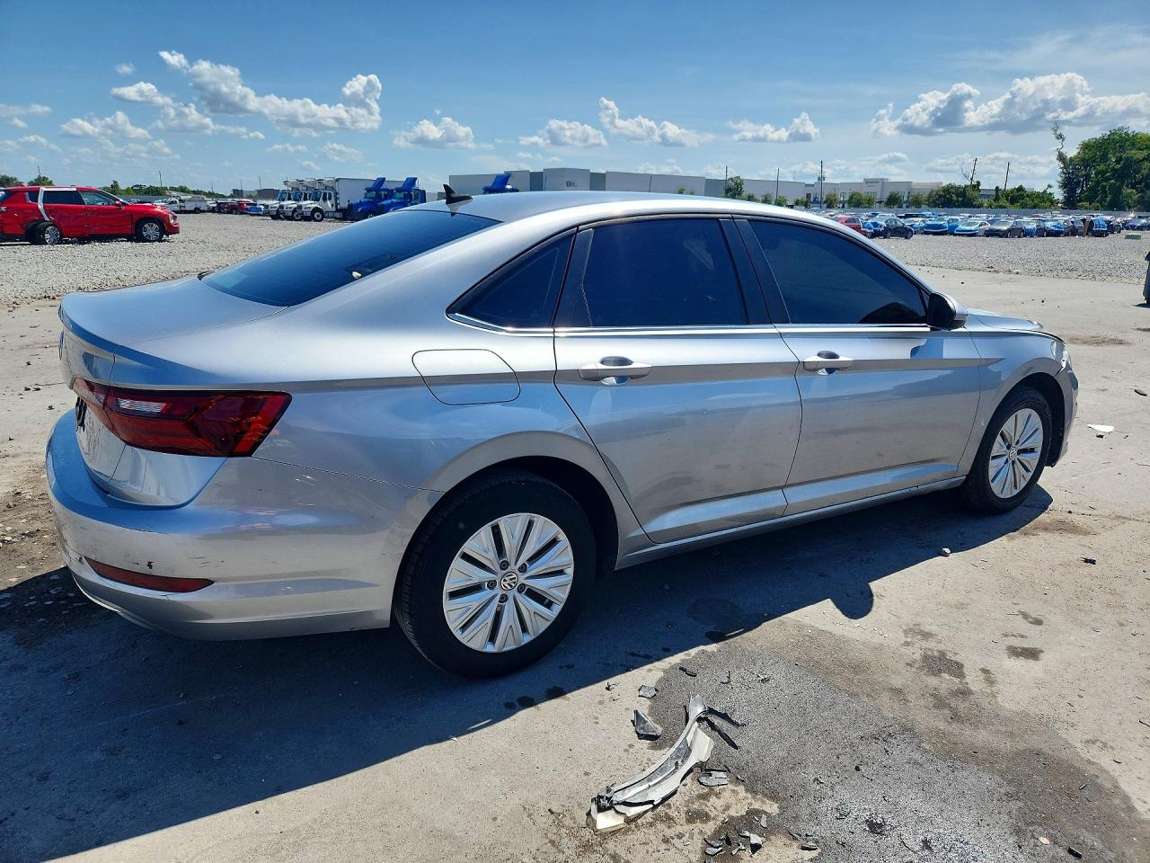 Volkswagen Jetta S